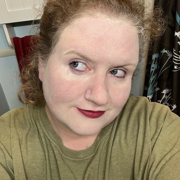 Meet your Posher, Jessica - Picture 5 of 5